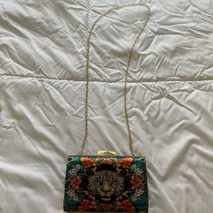 Miss guided leopard purse